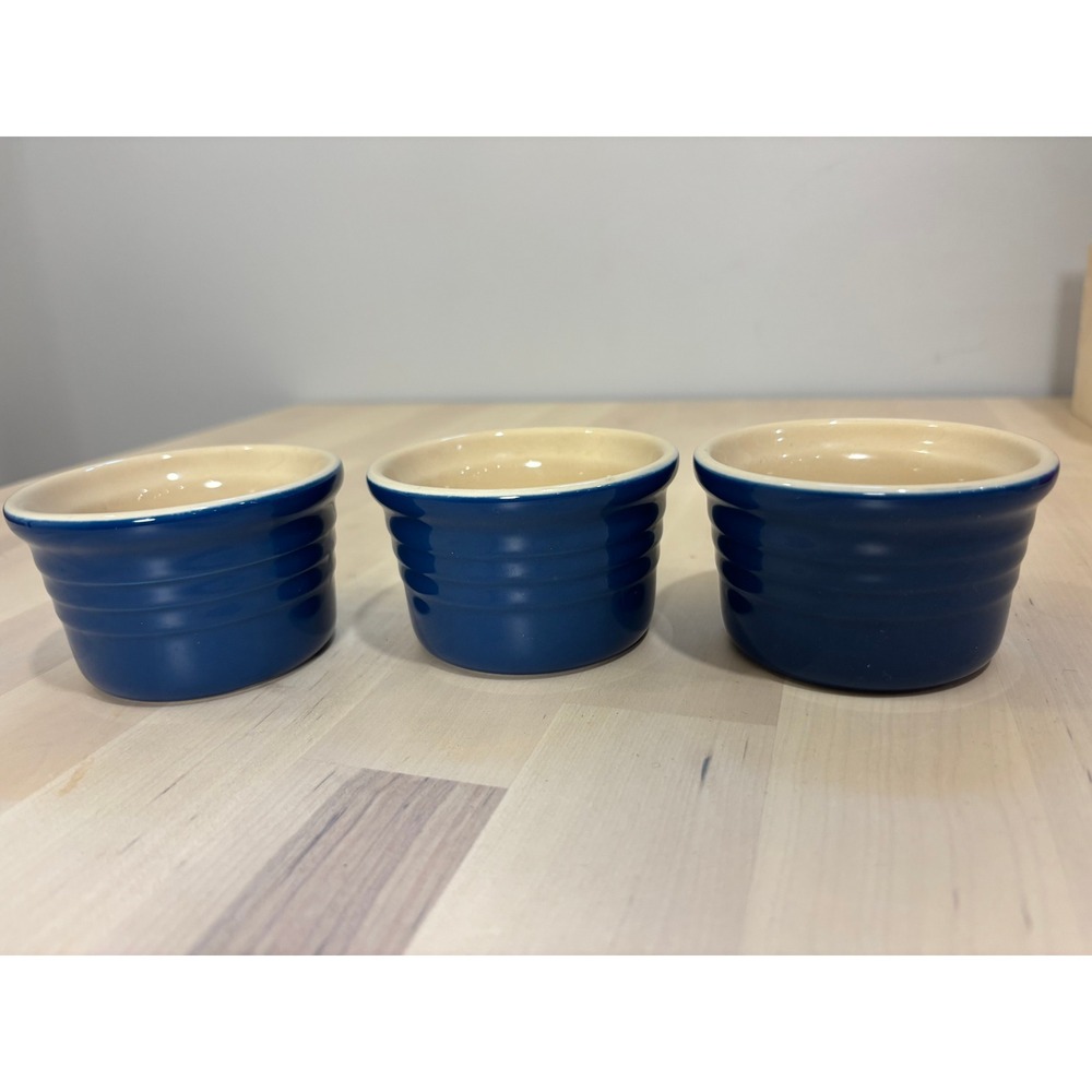 Le Creuset Blue Stoneware Ramekins Set of 3 Custard Cups Bakeware